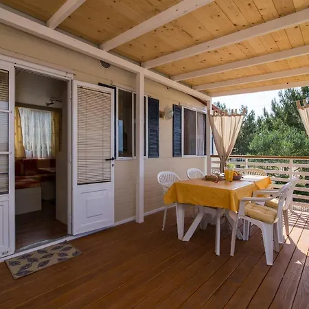 Mobile Frangipani 3 * Biograd Na Moru