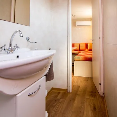 Mobile Frangipani 3 Holiday home Biograd Na Moru