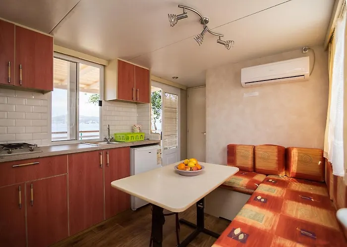 Tatil Evi Mobile Frangipani 3 Biograd Na Moru